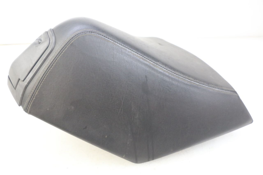 photo de BANCO DIANTEIRO PEUGEOT SATELIS 125 (2006 - 2009) - Pontos de fixação