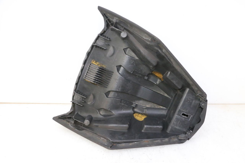 photo de BANCO DIANTEIRO PEUGEOT SATELIS 125 (2010 - 2012) - Pontos de fixação