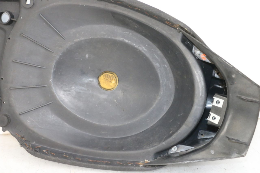 photo de BANCO DIANTEIRO APRILIA SR CARB LC 2T 50 (2004 - 2012) - Vista geral