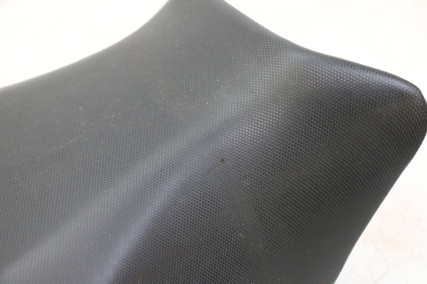 photo de BANCO DIANTEIRO SUZUKI SV S 650 (2003 - 2009) - Zoom do estado de desgaste