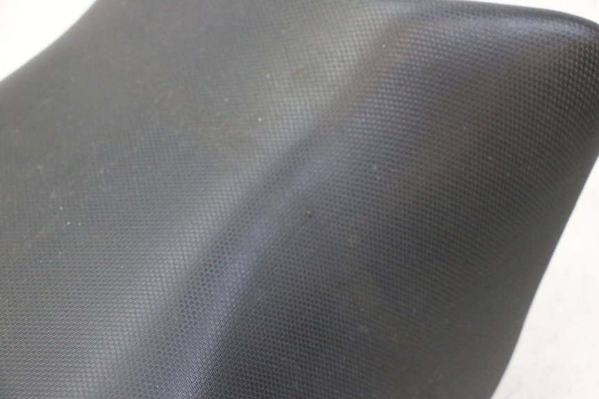 photo de BANCO DIANTEIRO SUZUKI SV S 650 (2003 - 2009) - Ampliação técnica