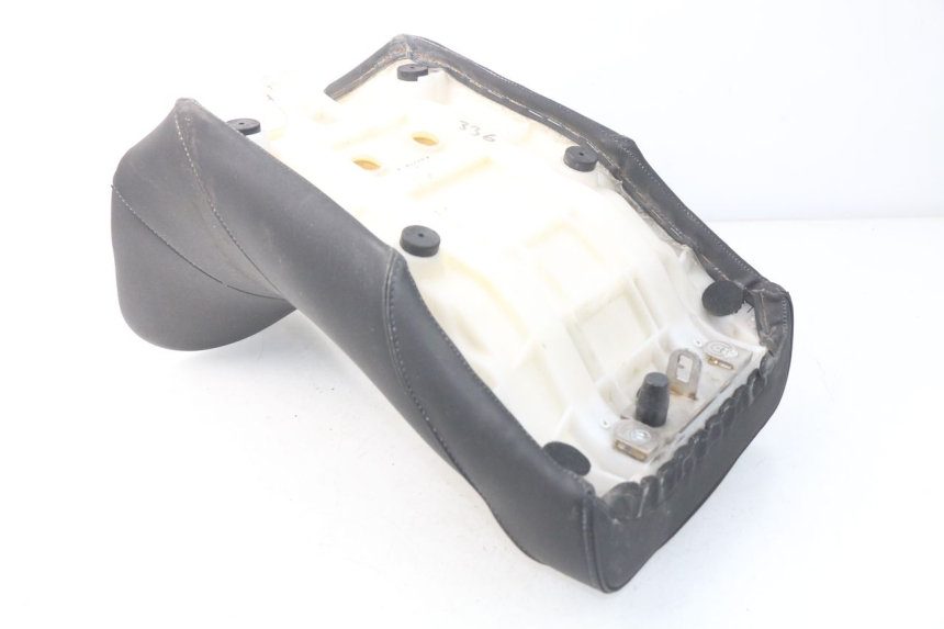 photo de BANCO DIANTEIRO YAMAHA TDM ABS 900 (2002 - 2014) - Marcações e referências