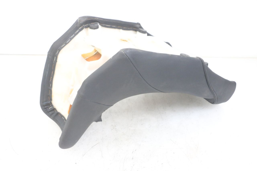 photo de BANCO DIANTEIRO YAMAHA TDM ABS 900 (2002 - 2014) - Detalhe da peça