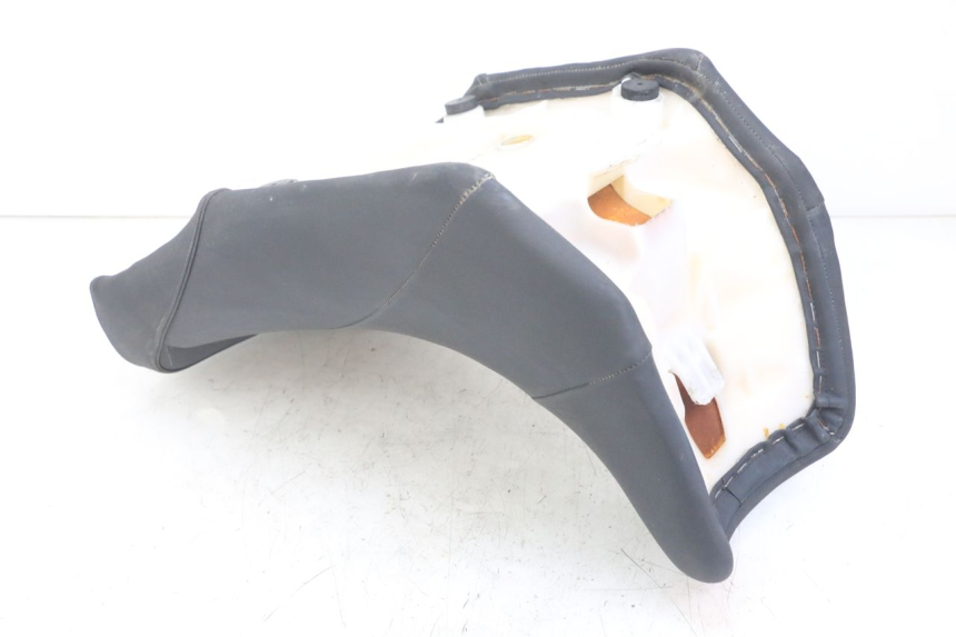 photo de BANCO DIANTEIRO YAMAHA TDM ABS 900 (2002 - 2014) - Zoom do estado de desgaste