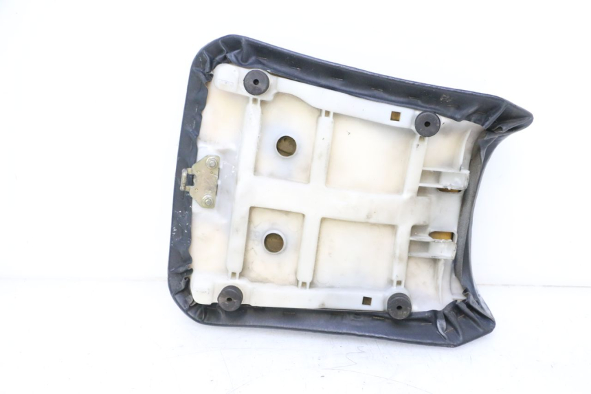 photo de ASSENTO DIANTEIRO YAMAHA YZF R GENESIS 750 (1993 - 1998) - Detalhe da peça