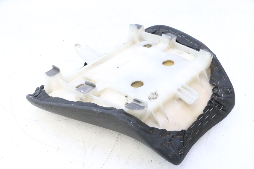 photo de BANCO DIANTEIRO KAWASAKI ZX-6R ZX6R 600 (1995 - 1997) - Zoom do estado de desgaste
