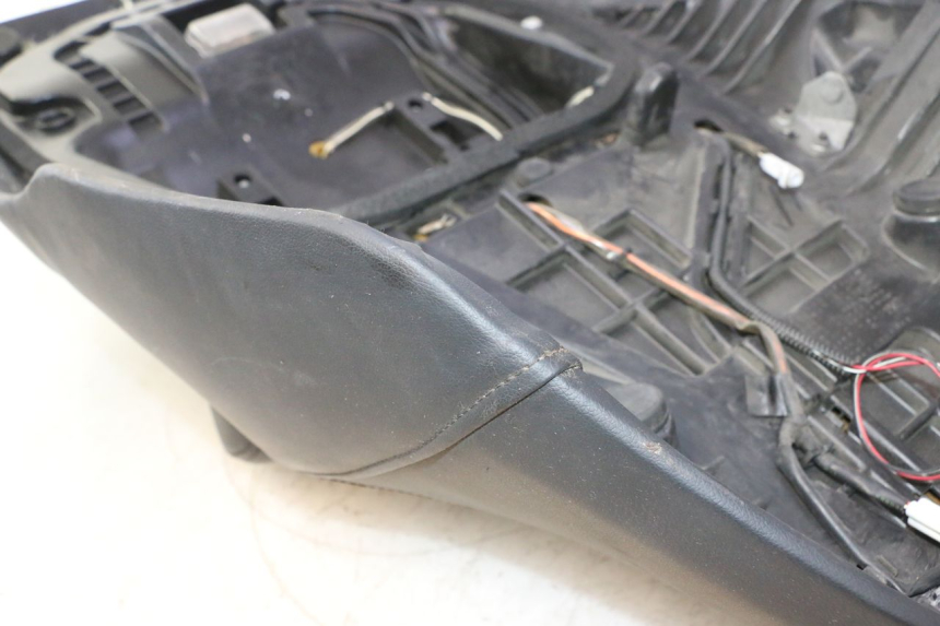 photo de SELIM SUZUKI BURGMAN EXECUTIVE ABS 650 (2006 - 2012) - Pontos de fixação