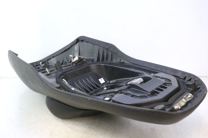 photo de SELIM SUZUKI BURGMAN EXECUTIVE ABS 650 (2006 - 2012) - Ângulo alternativo