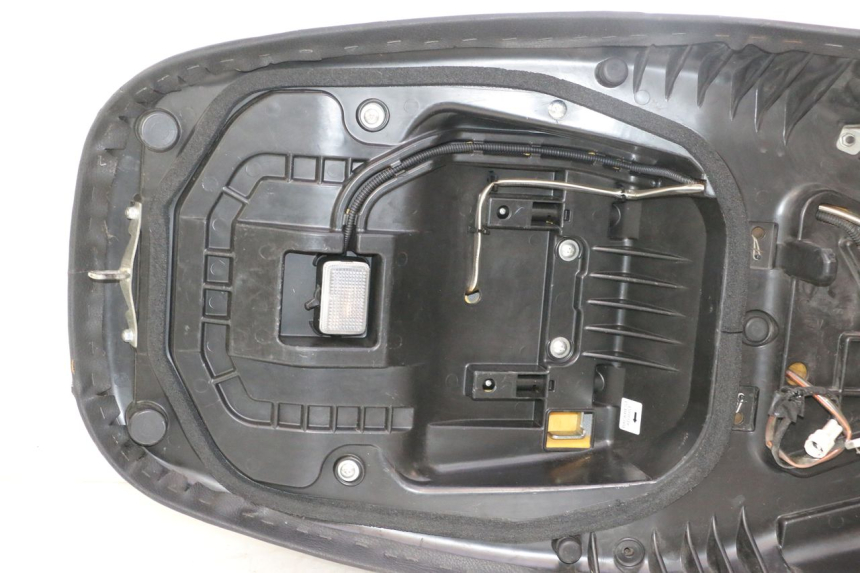 photo de SELIM SUZUKI BURGMAN EXECUTIVE ABS 650 (2006 - 2012) - Marcações e referências