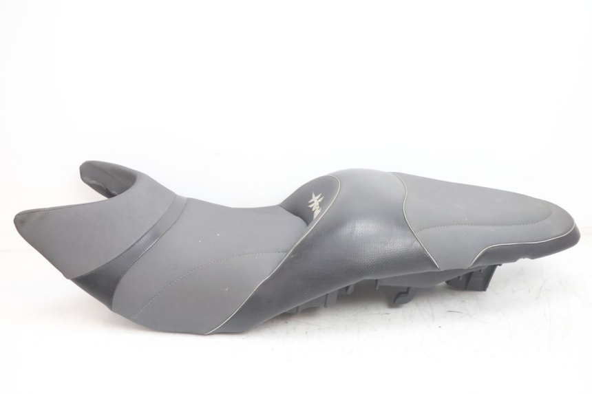 photo de SELIM HONDA CB F HORNET 600 (2005 - 2006) - Detalhes característicos
