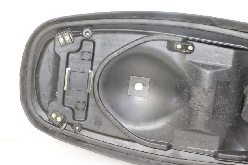 photo de SELIM KYMCO DINK STREET 125 (2009 - 2014) - Detalhes característicos
