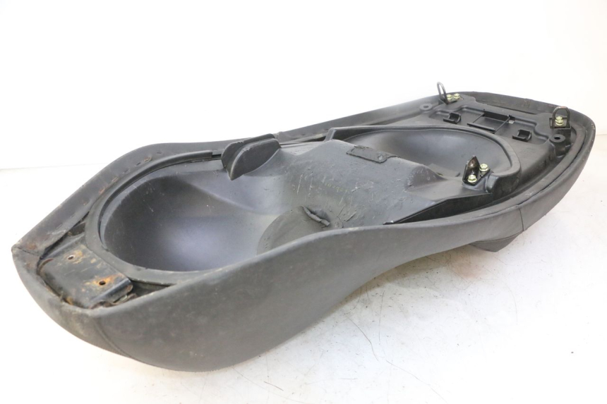 photo de SELIM KYMCO DINK STREET 125 (2009 - 2014) - Pontos de fixação