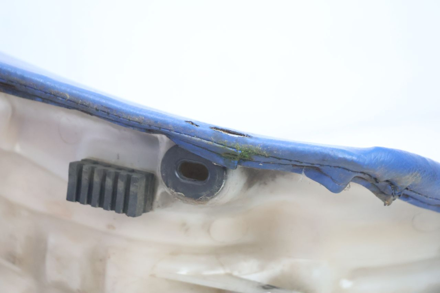photo de SELIM SUZUKI DR S 600 (1985 - 1989) - Detalhes característicos