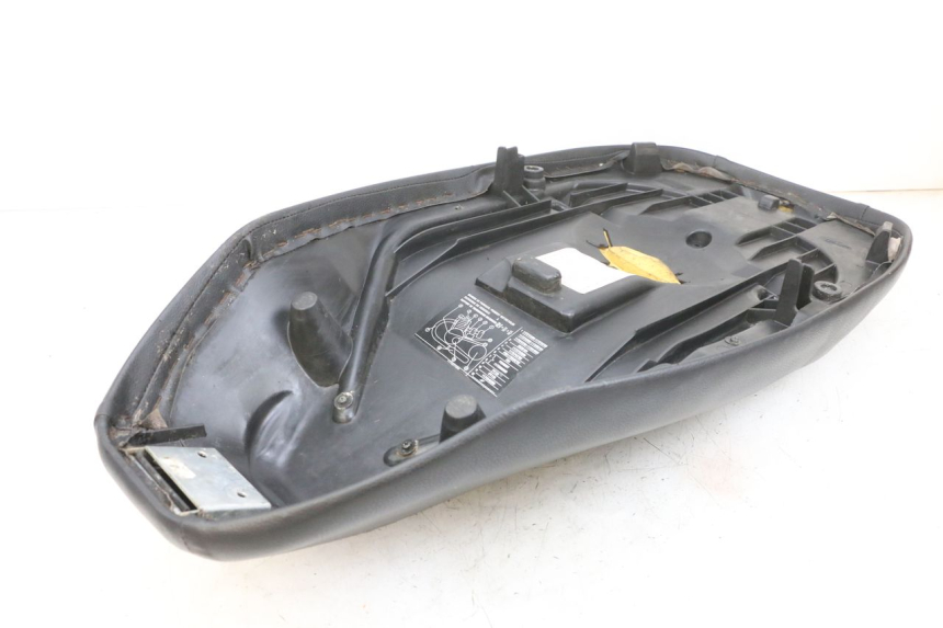 photo de SELIM PEUGEOT ELYSEO 125 (1999 - 2004) - Zoom do estado de desgaste
