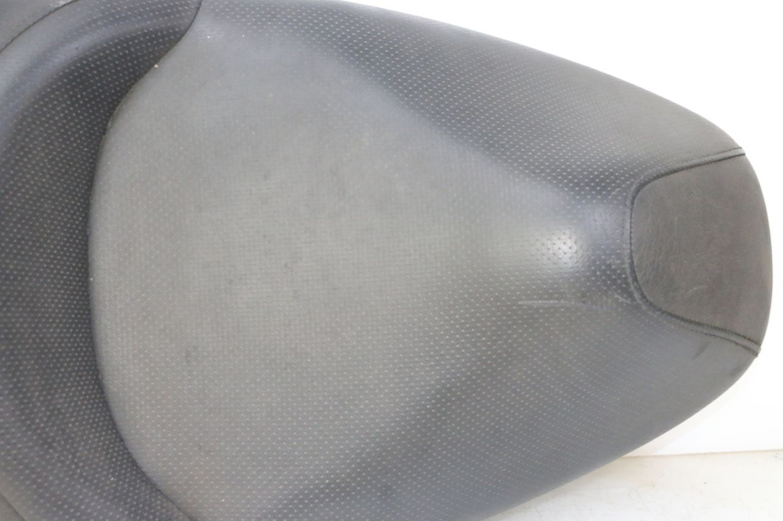 photo de SELIM HONDA FES S-WING SWING ABS 125 (2007 - 2015) - Zoom do estado de desgaste