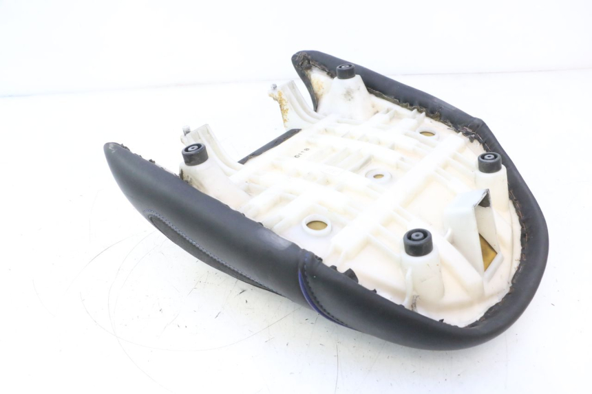 photo de SELIM YAMAHA FJR 1300 (2001 - 2005) - Zoom do estado de desgaste