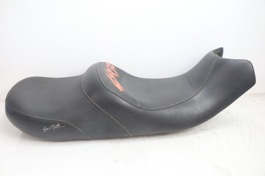 photo de SELIM SUZUKI GSX F GSXF 750 (1988 - 1998) - Outro ângulo de visão