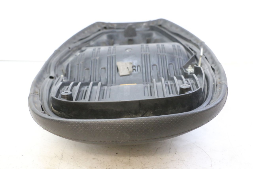 photo de SELIM HONDA FES S-WING SWING ABS 125 (2007 - 2015) - Detalhes característicos