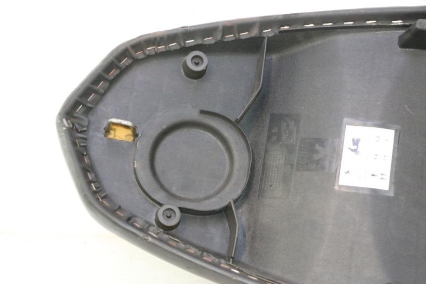 photo de SELIM PEUGEOT KISBEE 4T 50 (2010 - 2017) - Detalhes característicos