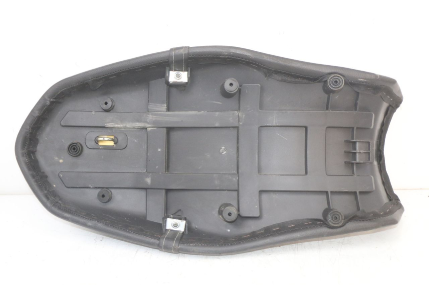 photo de SELIM MASAI SCRAMBLER SPORT 125 (2021 - 2025) - Pontos de fixação