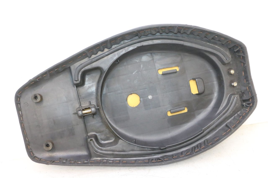 photo de SELLE KEEWAY MATRIX RX9 125 (2006 - 2007) - Estado da superfície