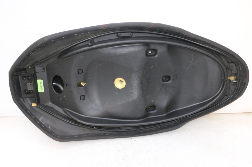 photo de SELIM PIAGGIO MP3 HPE 300 (2019 - 2026) - Detalhes característicos