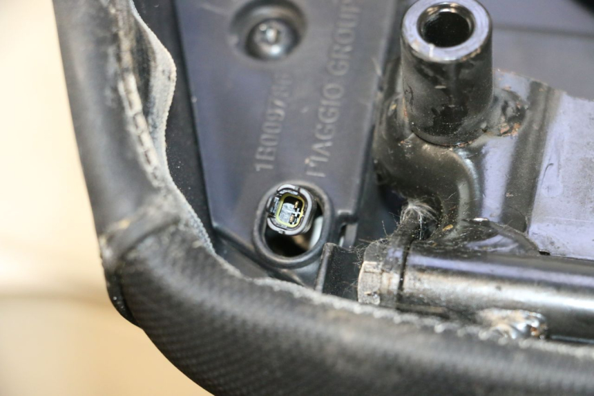 photo de SELIM PIAGGIO MP3 HPE 530 (2022 - 2026) - Detalhe da peça