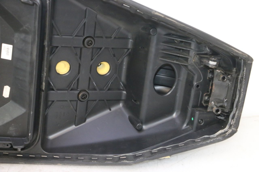 photo de SELIM PIAGGIO MP3 HPE 530 (2022 - 2026) - Inspeção visual