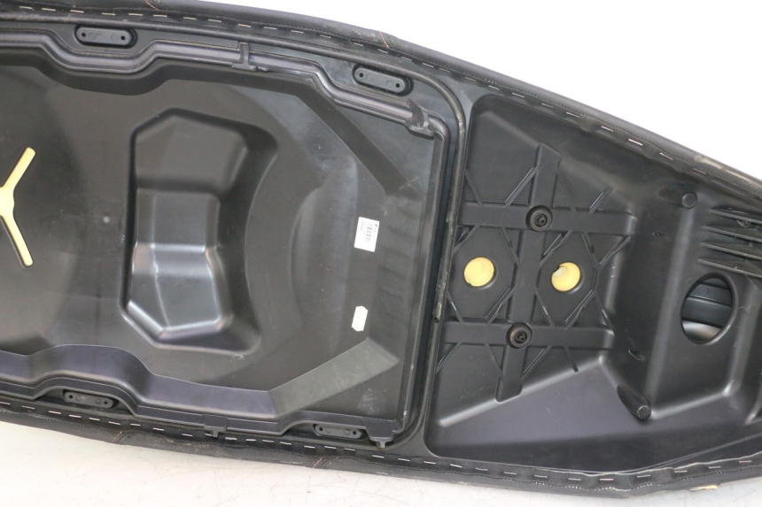 photo de SELIM PIAGGIO MP3 HPE 530 (2022 - 2026) - Estrutura - ampliação