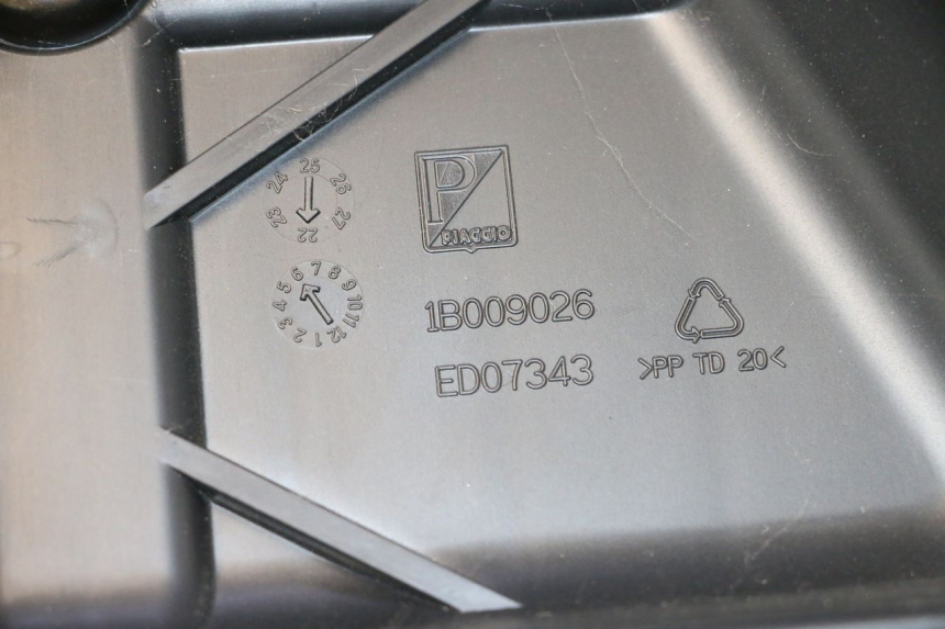 photo de SELIM PIAGGIO MP3 HPE 530 (2022 - 2026) - Zoom do estado de desgaste