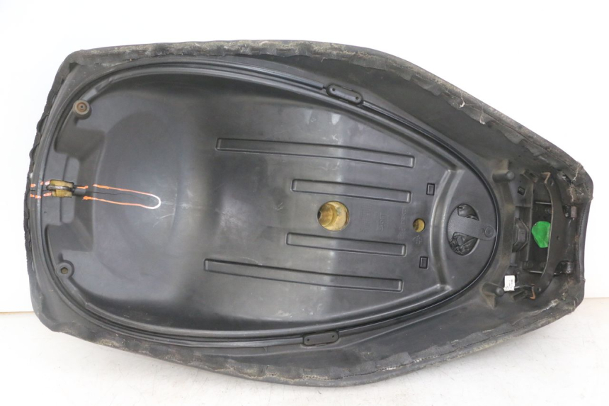photo de SELIM PIAGGIO MP3 LT 400 (2007 - 2012) - Zoom do estado de desgaste