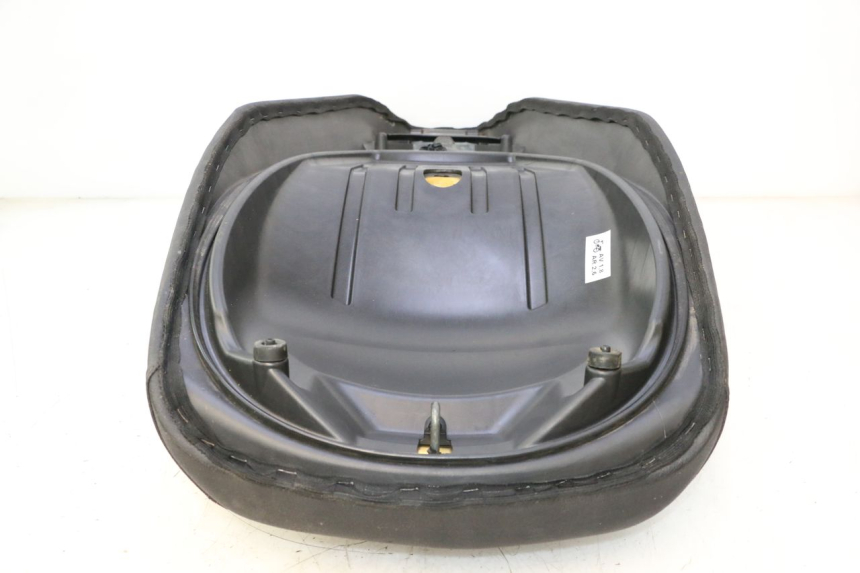photo de SELIM PIAGGIO MP3 LT 300 (2010 - 2016) - Zoom do estado de desgaste
