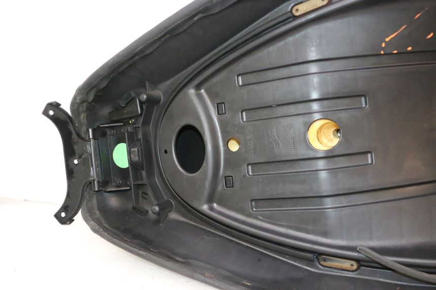 photo de SELIM PIAGGIO MP3 LT 400 (2007 - 2012) - Zoom do estado de desgaste