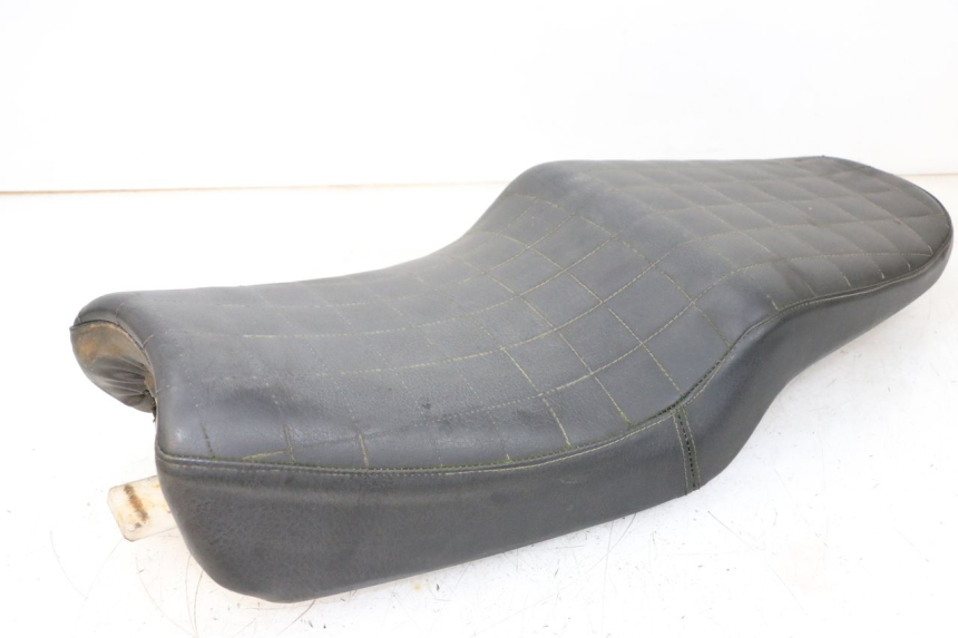 photo de SELIM HONDA NSR R 125 (1994 - 2003) - Detalhes característicos