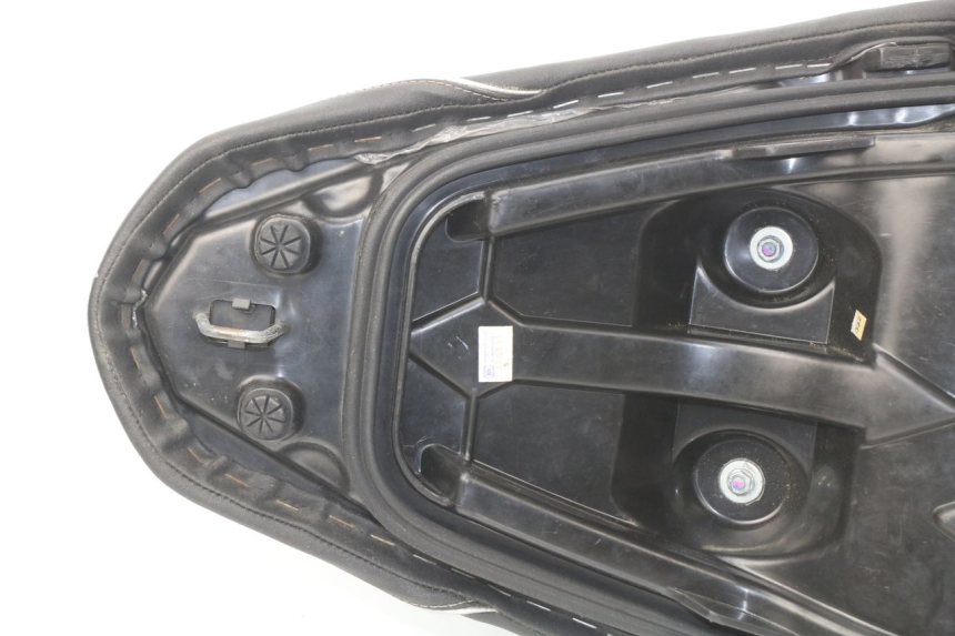 photo de SELIM HONDA PCX (JF47) 125 (2012 - 2013) - Detalhes característicos
