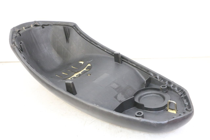 photo de SELIM PEUGEOT KISBEE 4T 50 (2010 - 2017) - Estado da superfície
