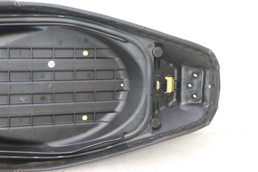 photo de SELIM JM MOTORS R-MAX TECH 50 (2024 - 2026) - Detalhes característicos