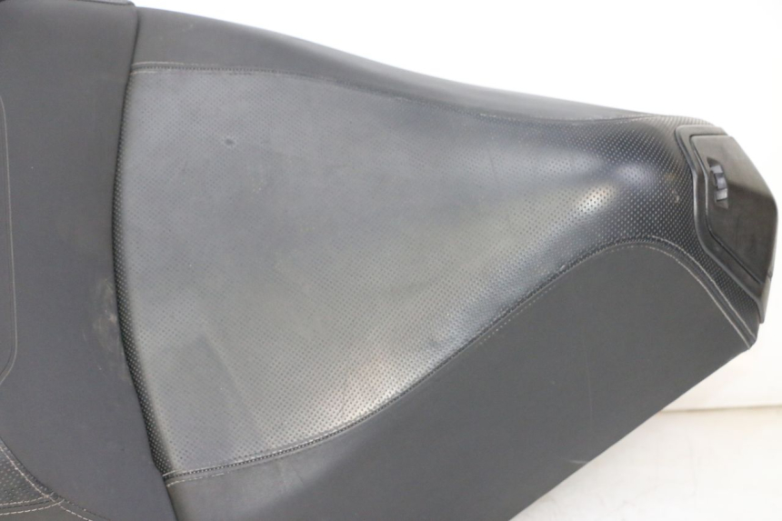 photo de SELIM PEUGEOT SATELIS 125 (2013 - 2018) - Pontos de fixação