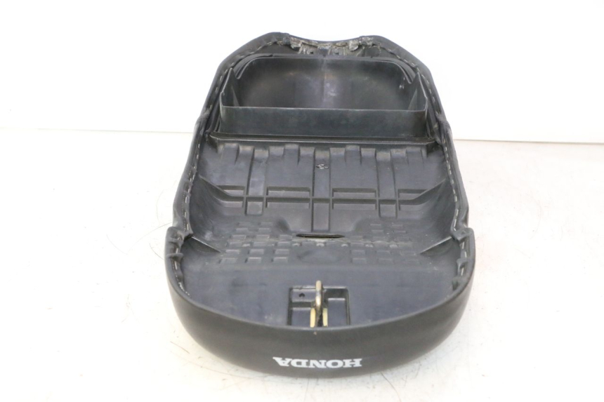 photo de SELIM HONDA SH 125 (2001 - 2003) - Pontos de fixação