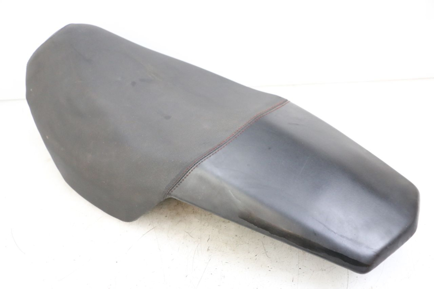 photo de SELIM PEUGEOT SPEEDFIGHT 4 2T 50 (2015 - 2019) - Detalhes característicos