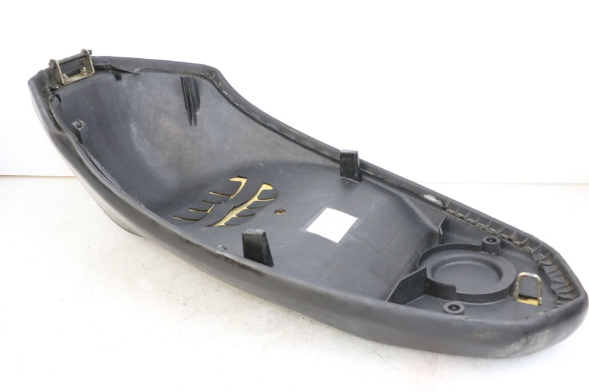photo de SELIM PEUGEOT STREETZONE 2T 50 (2014 - 2019) - Pontos de fixação