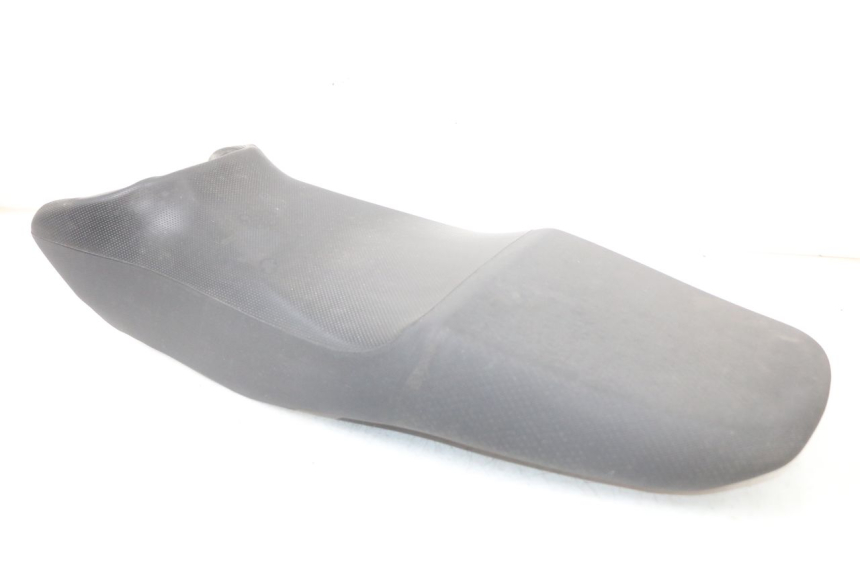 photo de SELIM SUZUKI GS F 500 (2004 - 2007) - Pontos de fixação