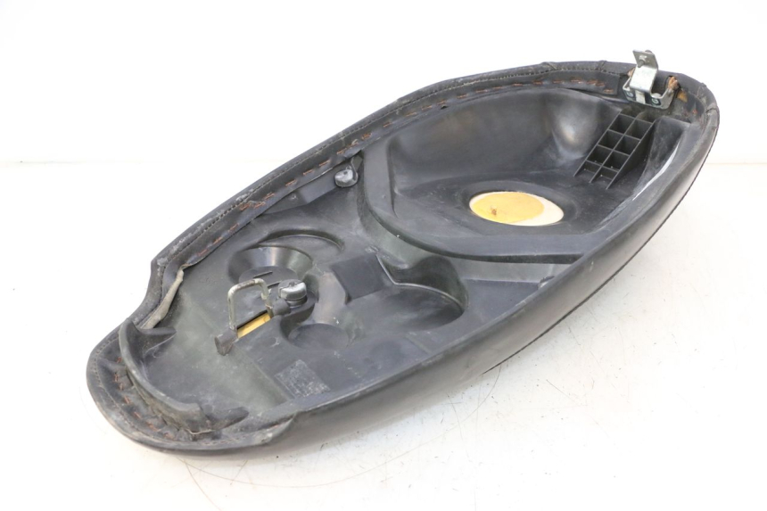 photo de SELIM PEUGEOT TREKKER 50 (1995 - 2004) - Pontos de fixação