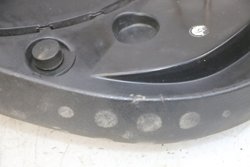 photo de SELIM PEUGEOT VIVACITY NEW 4T 50 (2008 - 2017) - Detalhes característicos