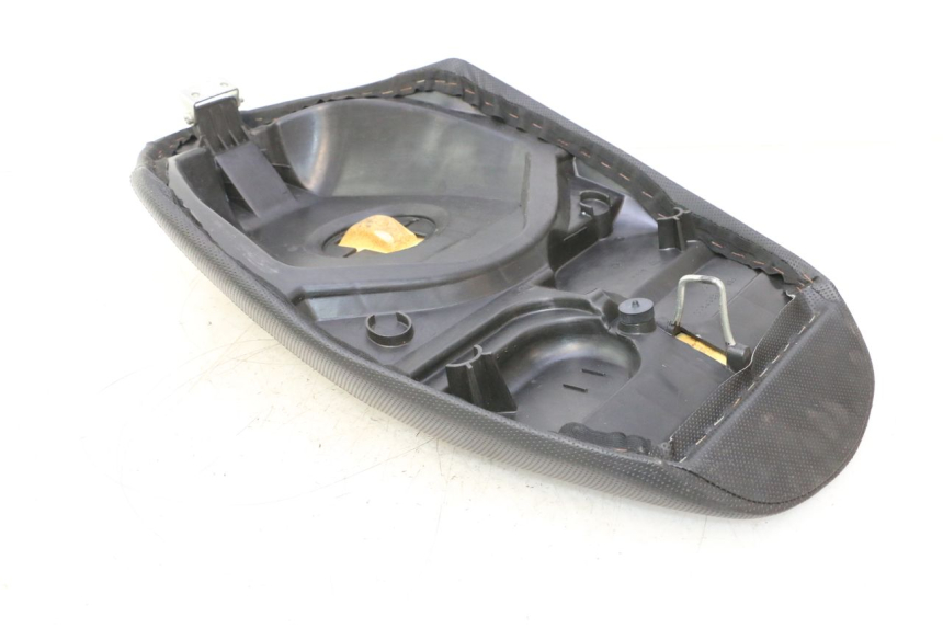photo de SELIM PEUGEOT VIVACITY 50 (1998 - 2003) - Pontos de fixação