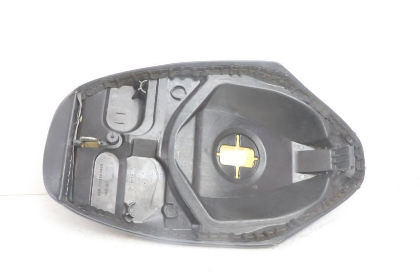 photo de SELIM PEUGEOT VIVACITY 100 (1999 - 2008) - Estado da superfície