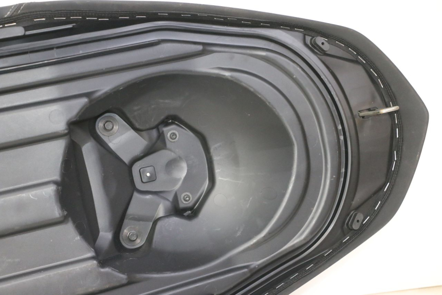 photo de SELIM YAMAHA XMAX X-MAX 125 (2021 - 2025) - Detalhes característicos