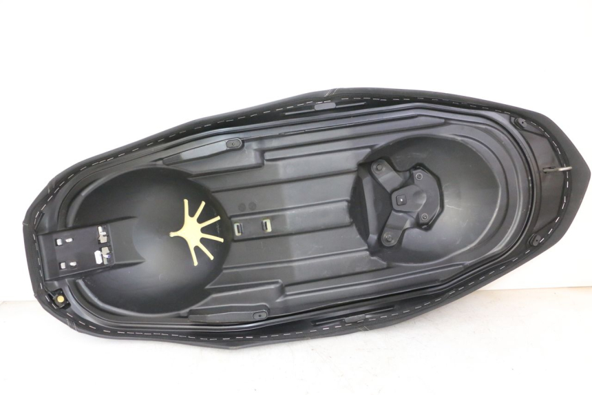 photo de SELIM YAMAHA XMAX X-MAX 125 (2021 - 2025) - Ampliação dos componentes