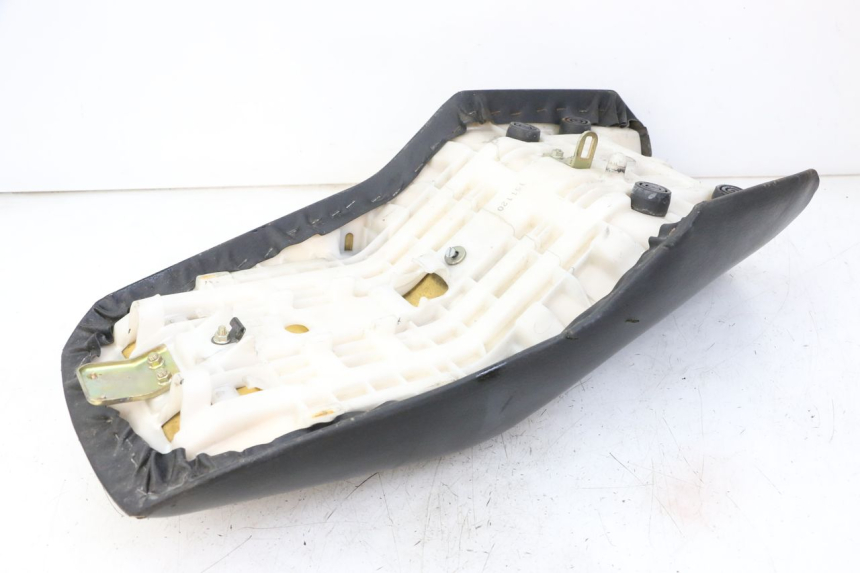 photo de SELIM YAMAHA FZS FAZER 600 (2001 - 2003) - Outro ângulo de visão