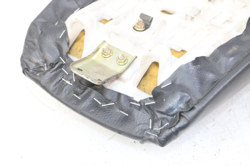 photo de SELIM YAMAHA FZS FAZER 600 (2001 - 2003) - Detalhes característicos